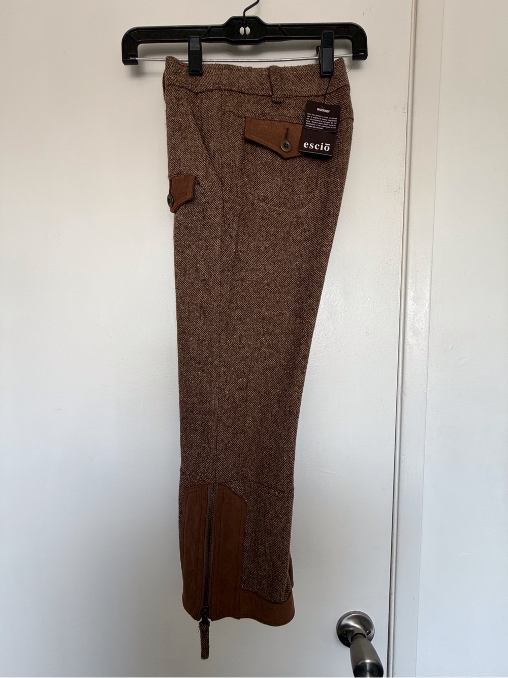 Escio Women's Brown Tweed Straight-Leg Pants